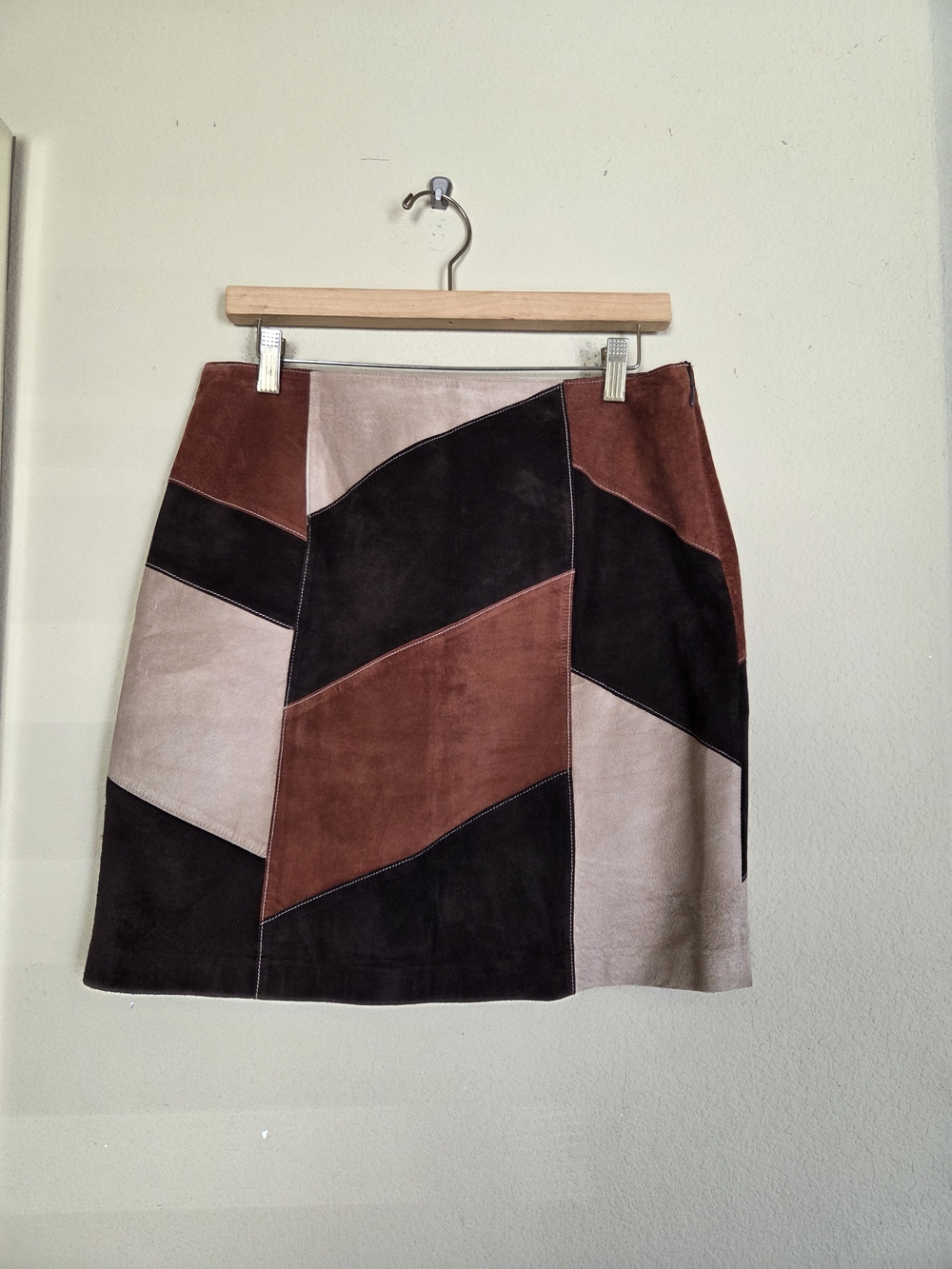 Vintage Patchwork Colorblock Suede Mini Skirt - Brown/Black/Tan